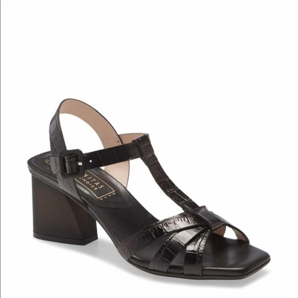 New Praga T strap leather Sandal R2